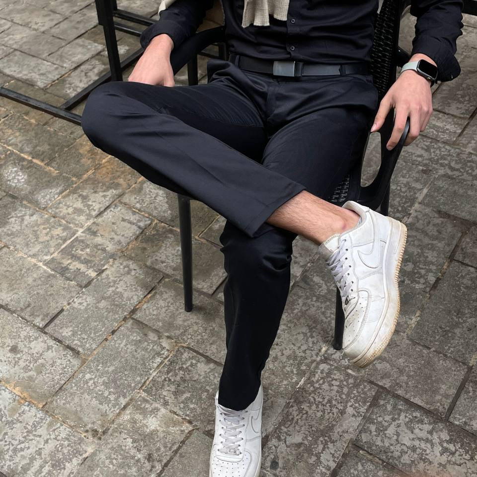 Black classic pants