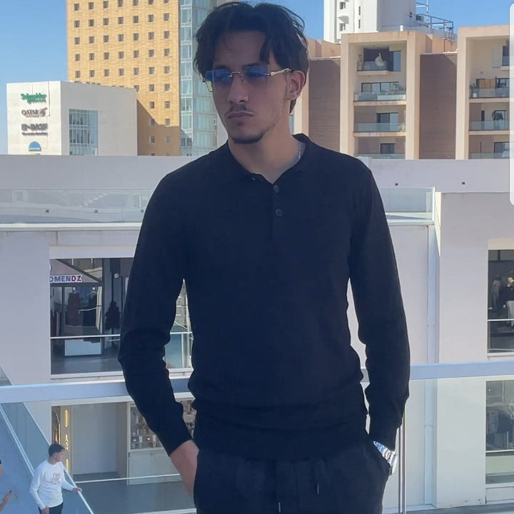 Pull old money Black